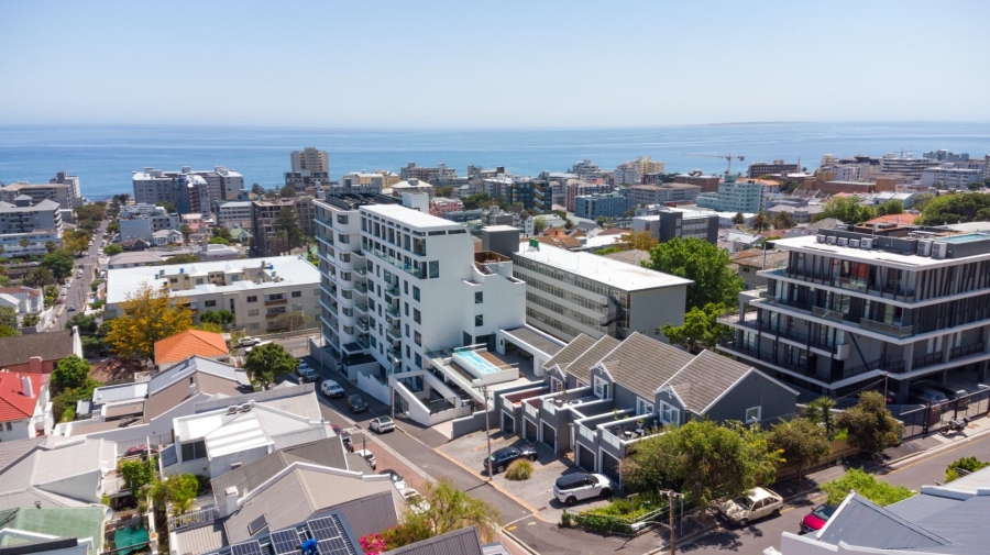 2 Bedroom Property for Sale in Sea Point Western Cape